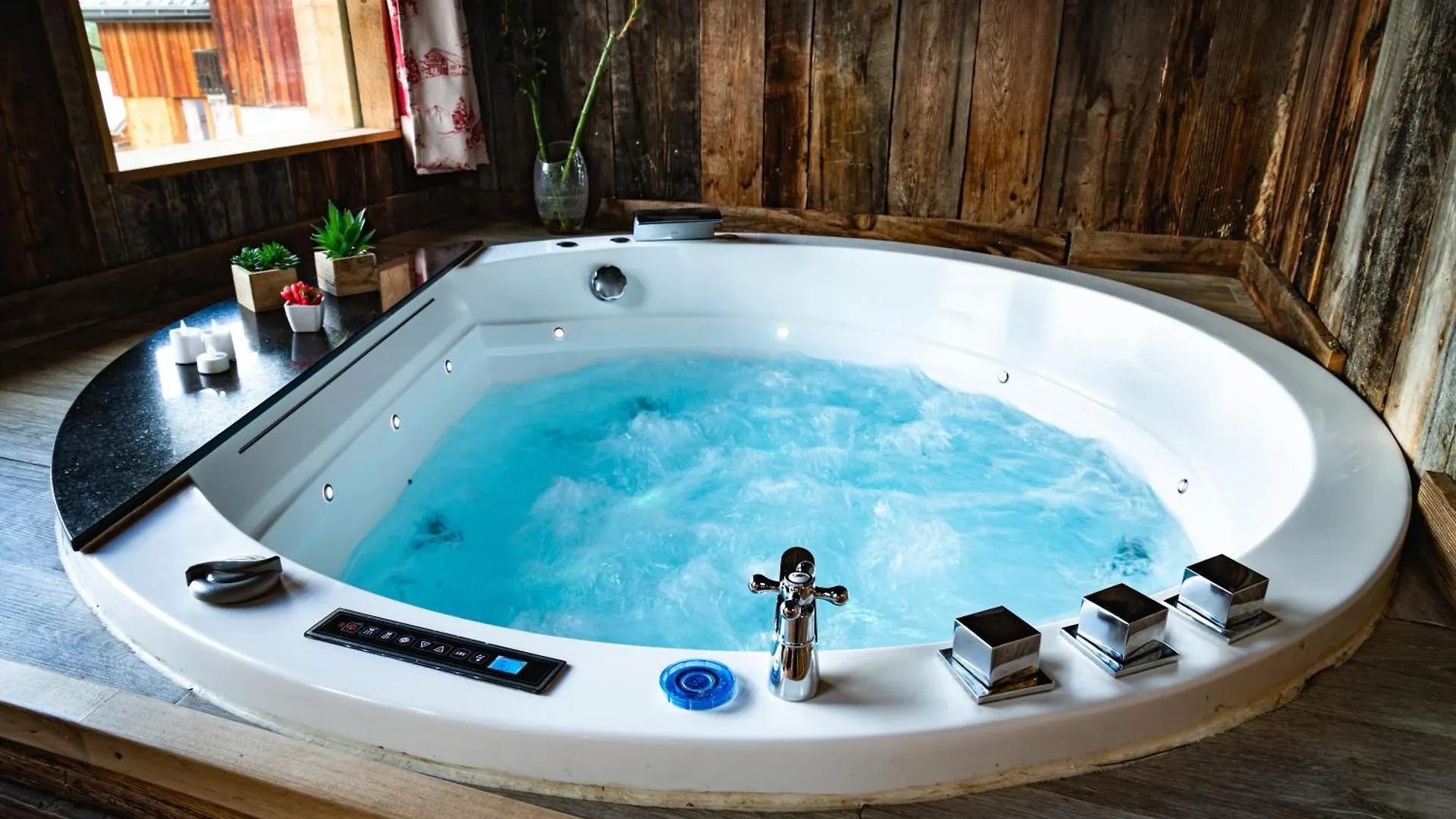 Chalet La Plagne Jacuzzi Vue Top
